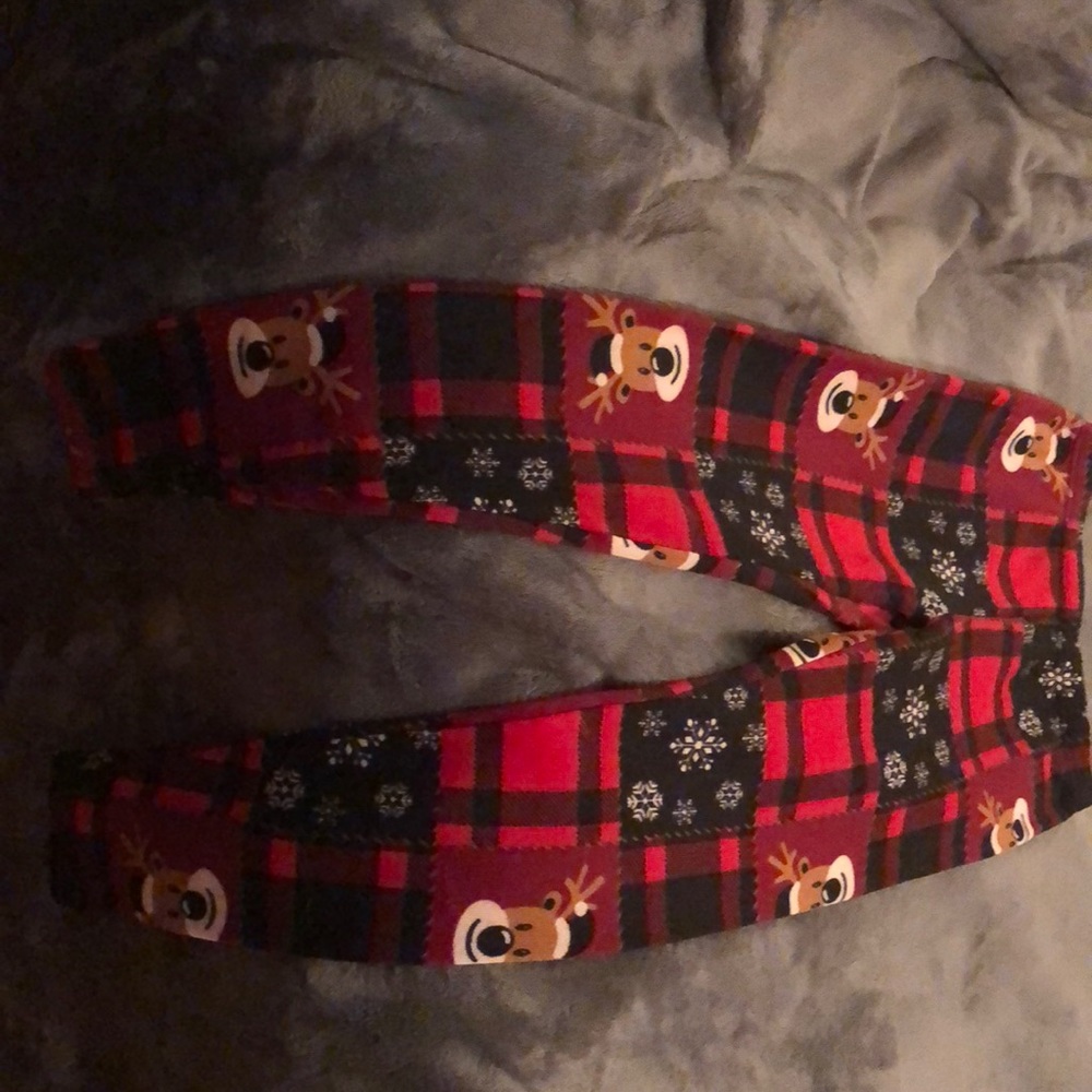 Cute reindeer leggings for the holidays